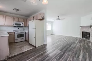 Photo #6: 2118653 Listing 