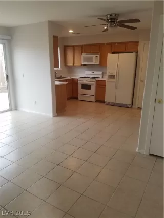 Photo #2: 2118684 Listing 