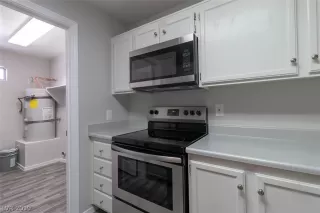 Photo #1: 2118697 Listing