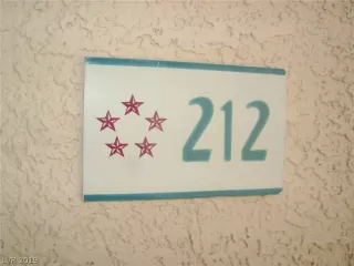 Photo #1: 2118716 Listing 