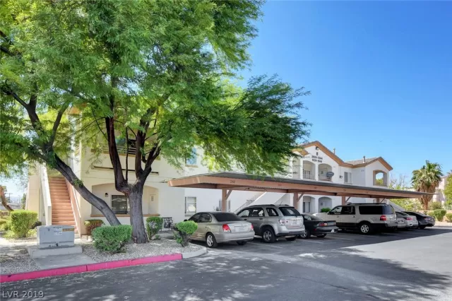 MLS: 2118738 Condo For Sale