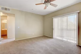 Photo #3: 2118738 Listing