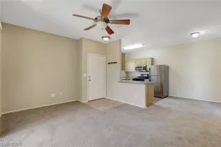 Photo #5: 2118738 Listing