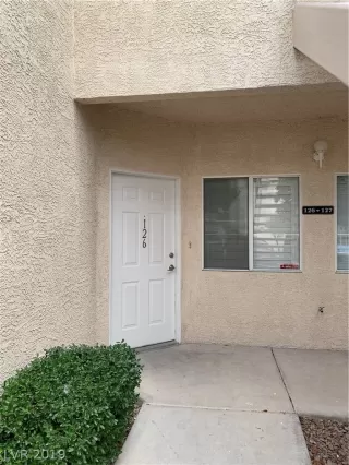 Photo #1: 2118741 Listing 