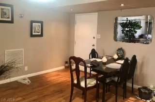 Photo #5: 2118819 Listing 