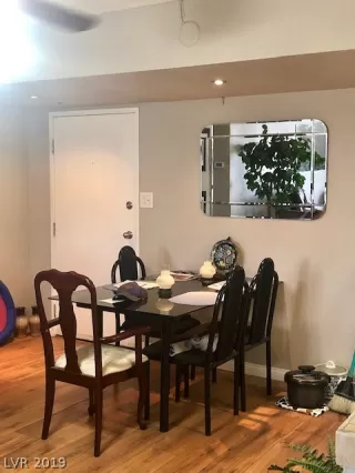 Photo #6: 2118819 Listing 