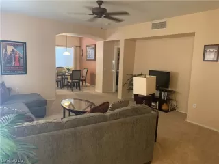 Photo #2: 2118859 Listing