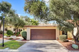 Photo #5: 2118885 Listing