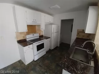 Photo #1: 2118949 Listing