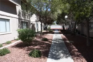 Photo #4: 2118999 Listing 