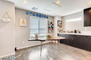 Photo #5: 2119084 Listing 