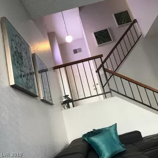 Photo #5: 2119194 Listing