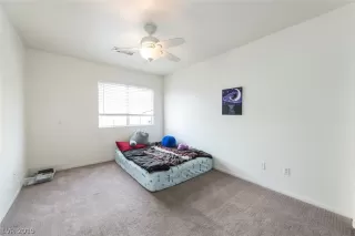 Photo #5: 2119200 Listing