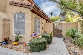 Photo #3: 2119236 Listing