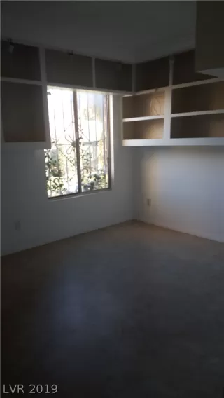 Photo #6: 2119240 Listing 