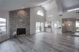 Photo #1: 2119243 Listing