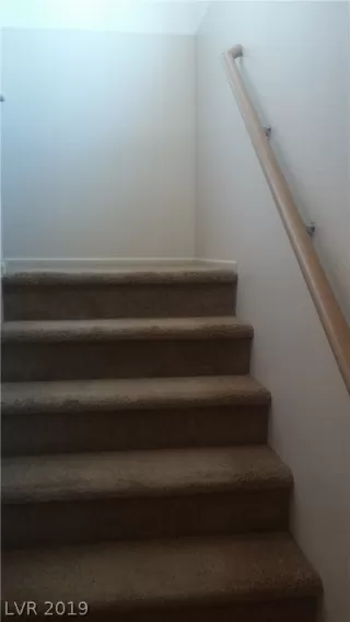 Photo #6: 2119266 Listing 