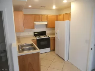Photo #1: 2119281 Listing
