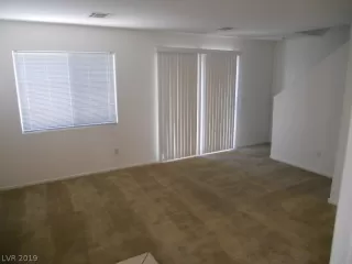 Photo #2: 2119281 Listing