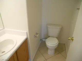 Photo #3: 2119281 Listing