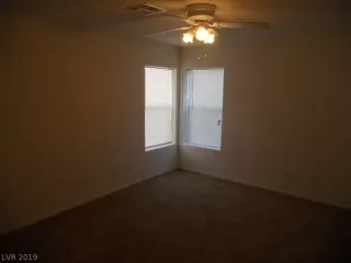Photo #4: 2119281 Listing