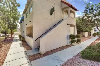 Photo #1: 2119282 Listing