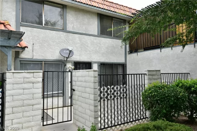 MLS: 2119285 Condo For Sale