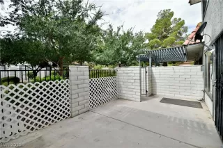 Photo #1: 2119285 Listing