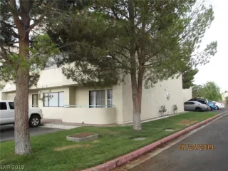 Photo #2: 2119286 Listing 