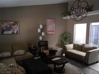 Photo #1: 2119404 Listing