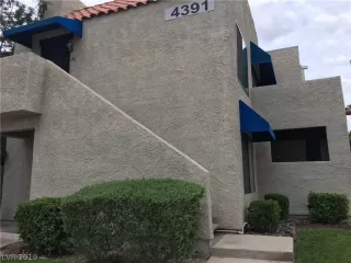 Photo #1: 2119408 Listing