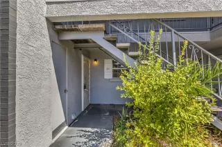 Photo #3: 2119424 Listing 