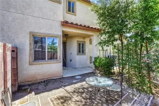 Photo #5: 2119485 Listing 