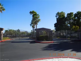 Photo #1: 2119558 Listing 