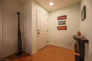 Photo #4: 2119660 Listing