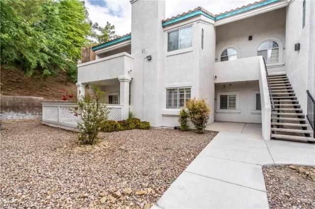 MLS: 2119731 Condo For Sale