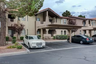 Photo #2: 2119758 Listing