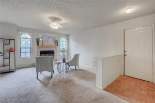 Photo #4: 2119758 Listing