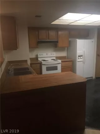 Photo #3: 2119773 Listing 