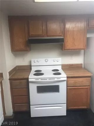 Photo #5: 2119773 Listing 