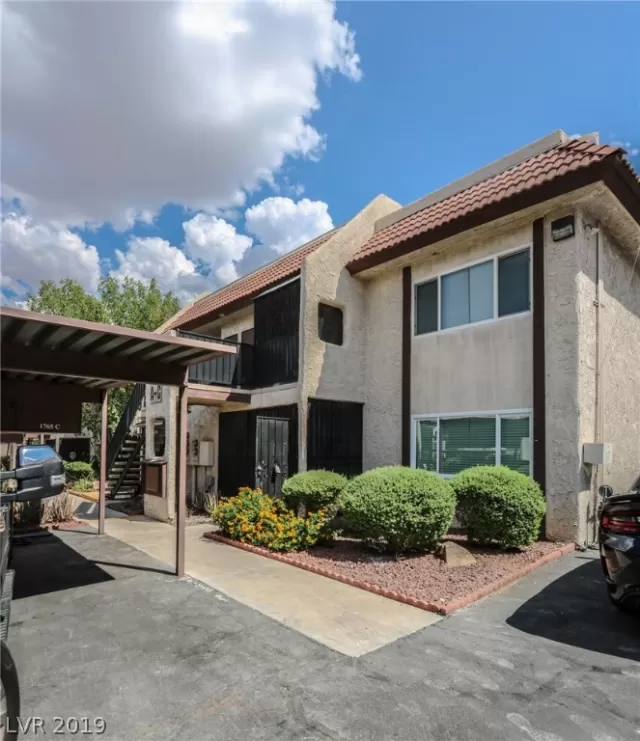 MLS: 2119813 Condo For Sale