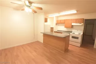 Photo #2: 2119834 Listing