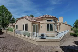 Photo #4: 2119869 Listing