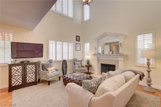 Photo #6: 2119907 Listing 