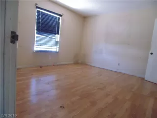 Photo #6: 2119915 Listing 