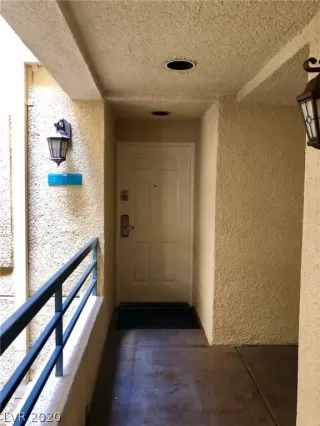 Photo #3: 2119969 Listing 