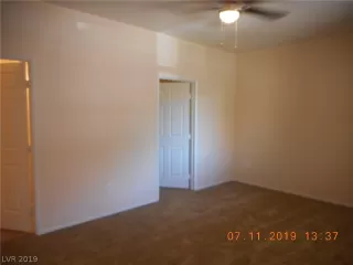 Photo #5: 2120064 Listing