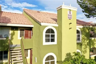 Photo #3: 2120237 Listing