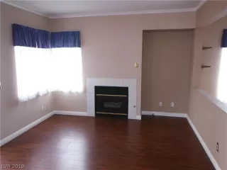 Photo #2: 2120238 Listing