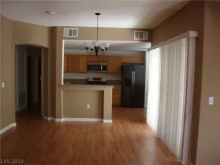 Photo #4: 2120247 Listing 